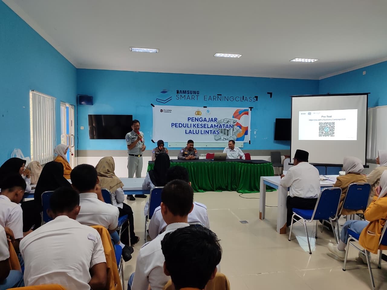 Perkuat Budaya Tertib Berlalu Lintas, Jasa Raharja NTB Laksanakan PPKLdi MAN 1 Praya