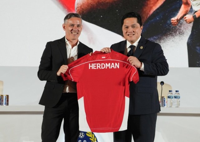 Sah ! John Herdman Diperkenalkan sebagai Pelatih Timnas Indonesia