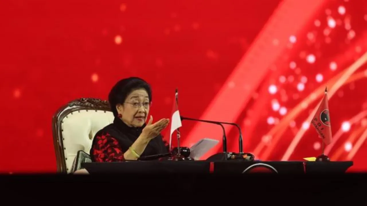 Megawati Minta Kader Kritik Pemerintah Pakai Data Bukan Konfrontasi Kosong