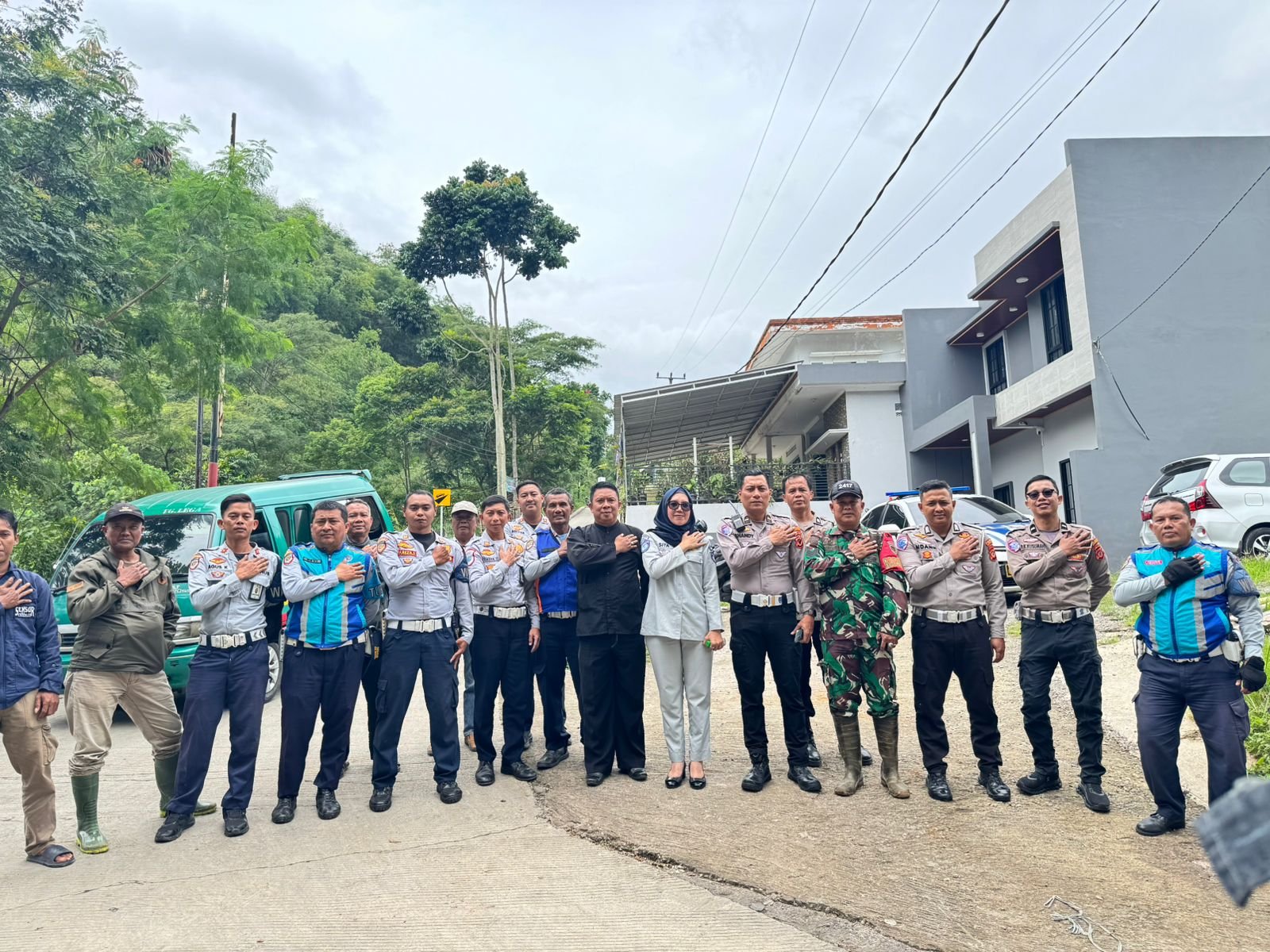 Jasa Raharja Jawa Barat dalam Forum Keselamatan Lalu Lintas Kabupaten Bandung Survei Jalur Rawan Kecelakaan di Kelurahan Jelengkong, Baleendah