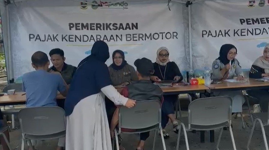 Tim Pembina Samsat KBB Gelar Operasi Gabungan di Tol Padalarang Timur, Tingkatkan Kepatuhan dan Keselamatan Berlalu Lintas
