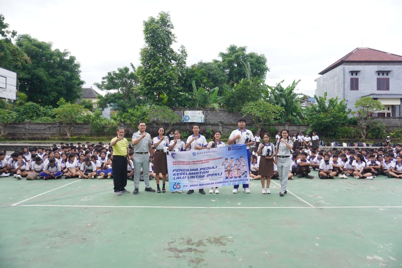 JR Singaraja Laksanakan Ppkl Di SMK N 1 Sukasada, Sosialisasikan Jasa Raharja Dan Samsat Digital