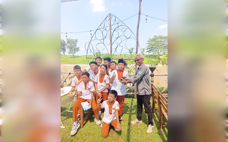 ‎Siswa SD Al Hidayah Belajar Pengelolaan Sampah di WPS Rentang Majalengka‎