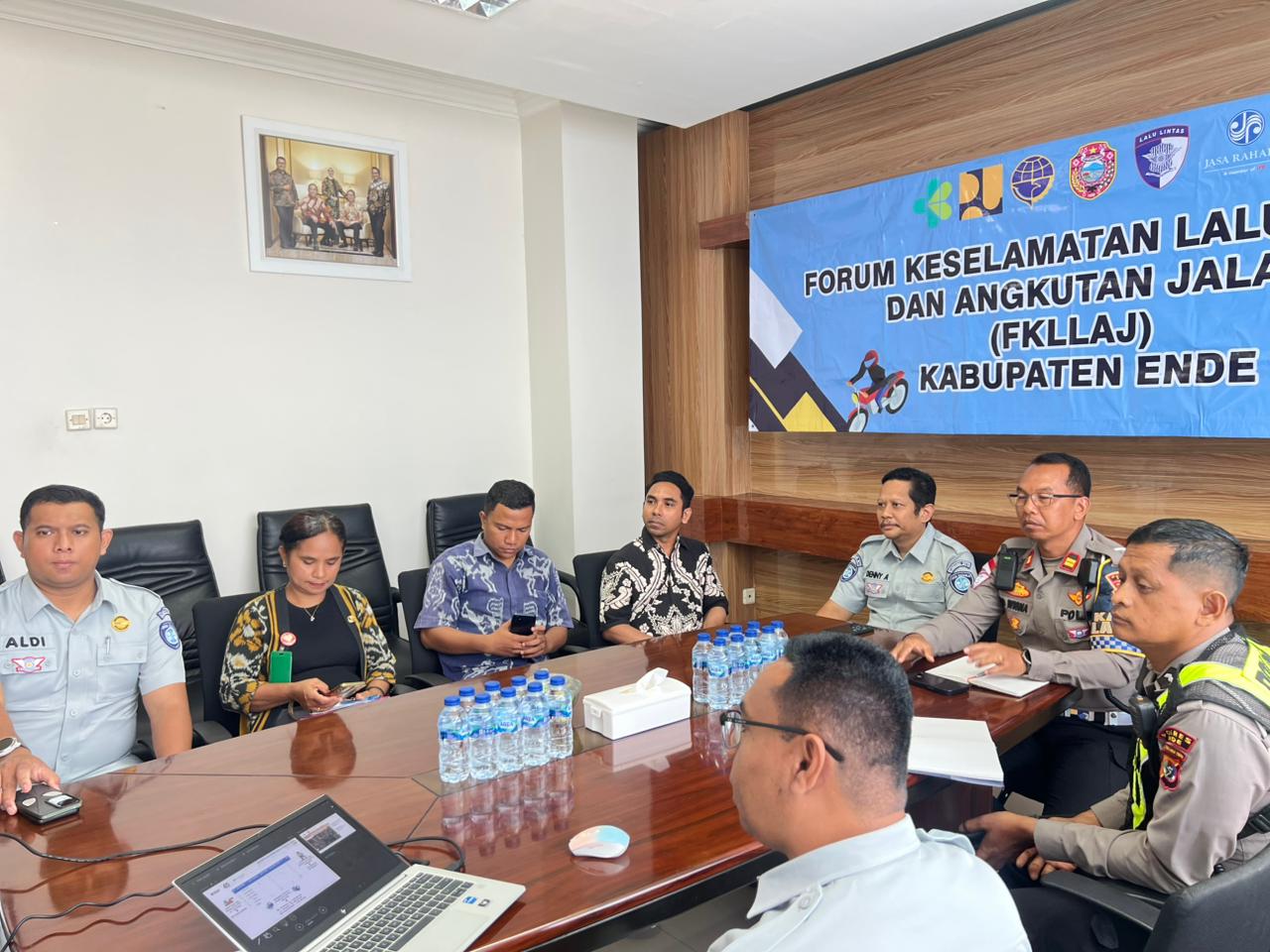 Jasa Raharja Ende Gelar Forum Lalu Lintas Angkutan Jalan Bahas Evaluasi Kecelakaan, Perkuat Sinergi, Tekan Angka Kecelakaan Tiga Bulan Terakhir