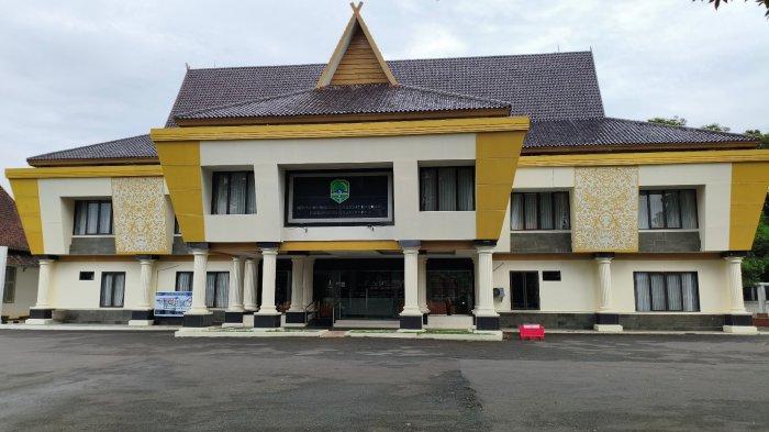 ‎DPRD Majalengka Dorong Audit Kinerja PT SMU‎‎