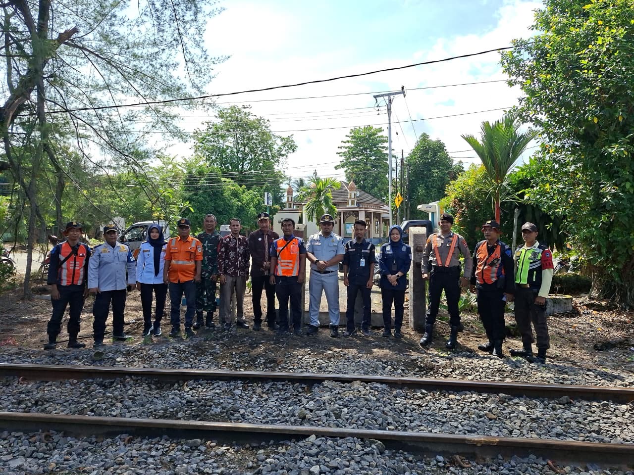 Perlintasan Liar di Lubuk Alung Ditutup, Upaya Bersama Tingkatkan Keselamatan Perjalanan Kereta Api dan Pengguna Jalan