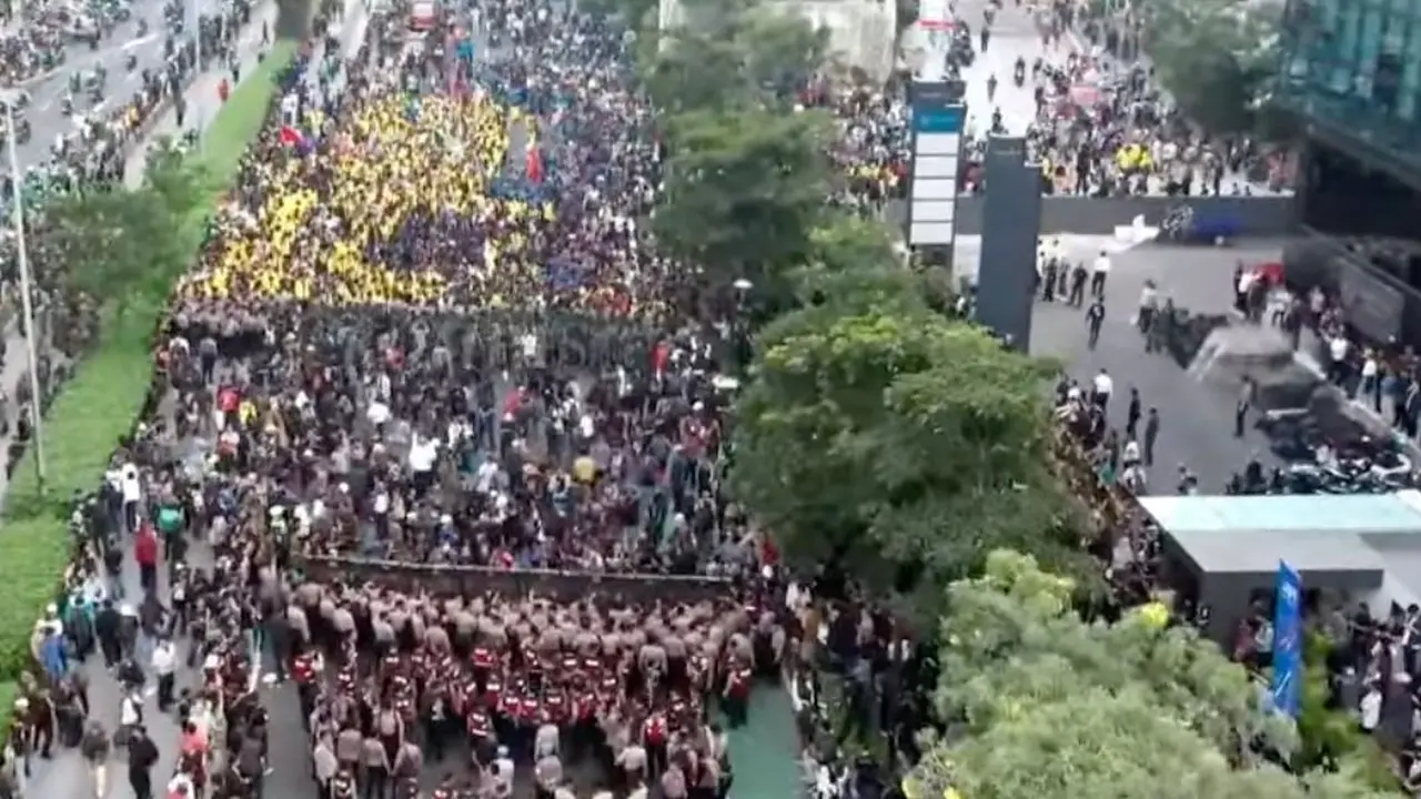 Ada Demo di Semanggi, Polisi Tutup Jalan Layang dan Siapkan Rute Alternatif