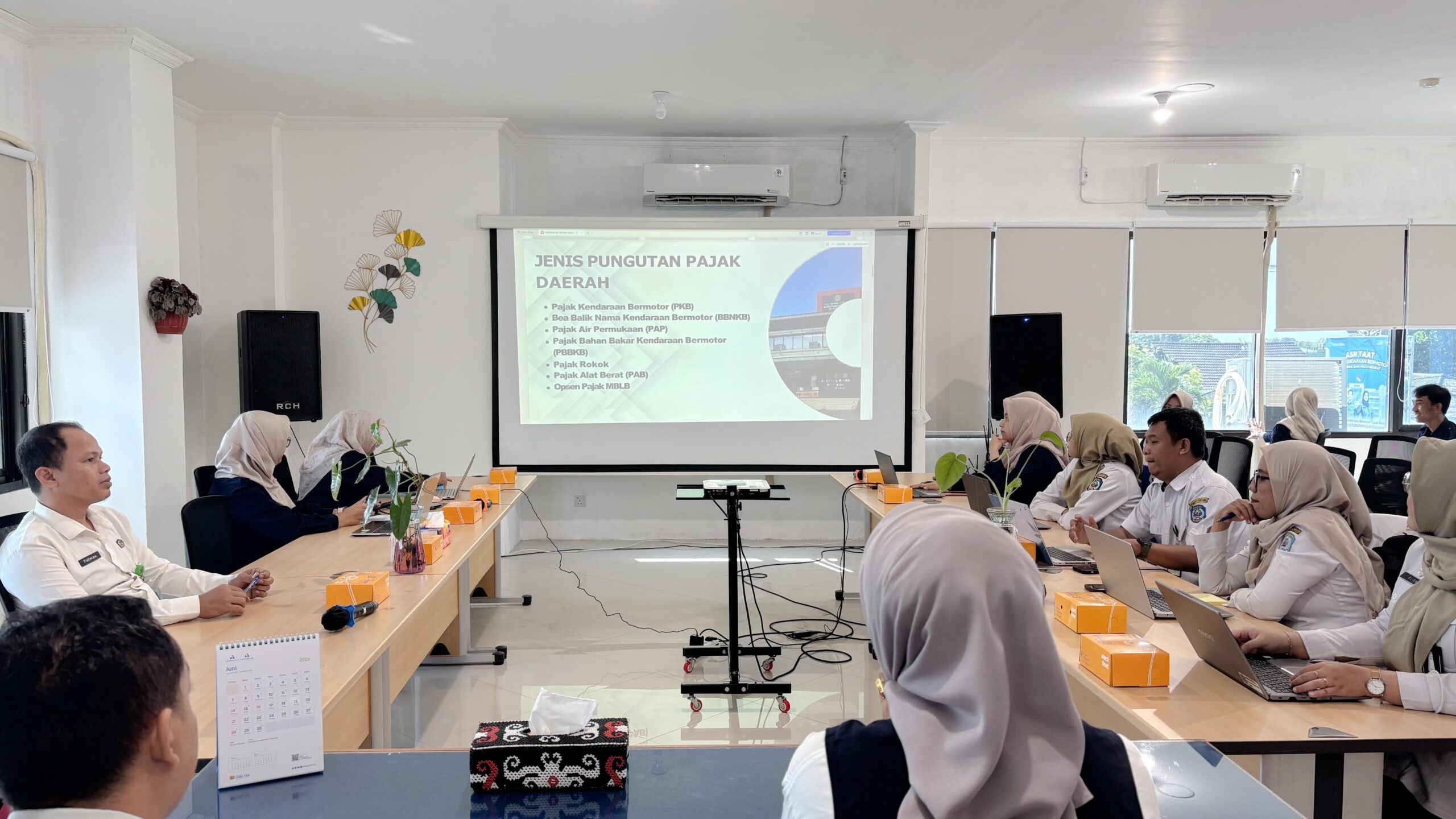 Sinergi Jasa Raharja Cabang Samarinda Perwakilan Bontang dan UPTD PPRD Bontang: Pendataan Kendaraan ASN Kota Bontang untuk Optimalisasi PKB Provinsi Kaltim