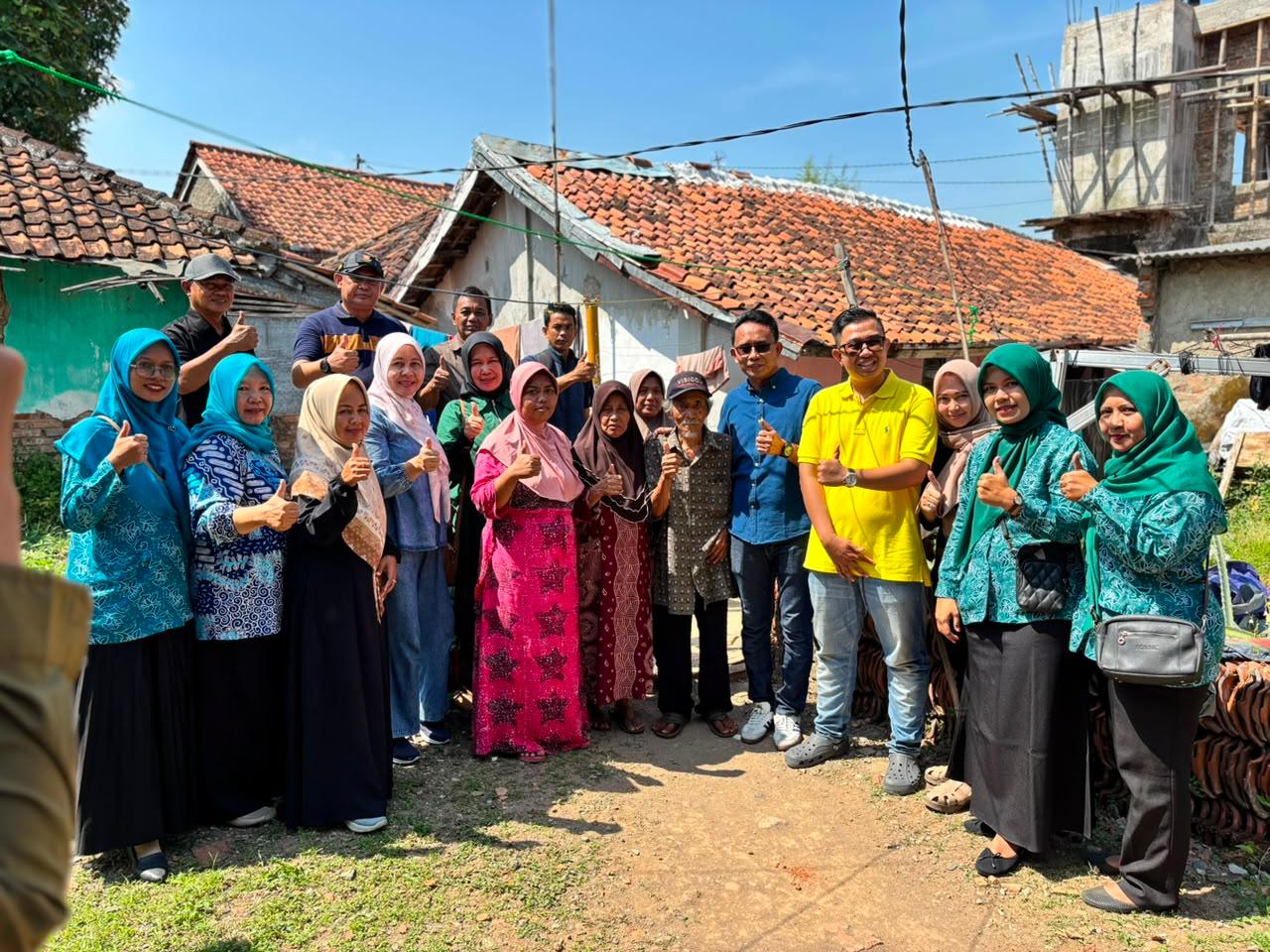 ‎Bangun Kolaborasi, BAZNAS dan TP PKK Majalengka Salurkan Bantuan Rutilahu