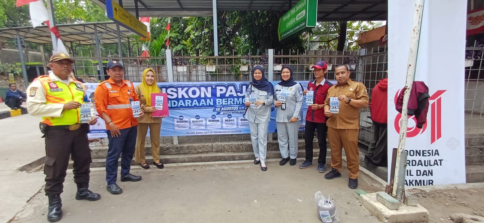 Ajak Warga Manfaatkan Diskon Pajak Kendaraan Jasa Raharja Tangerang UPT Serpong Sosialisasi di Stasiun Rawa Buntu
