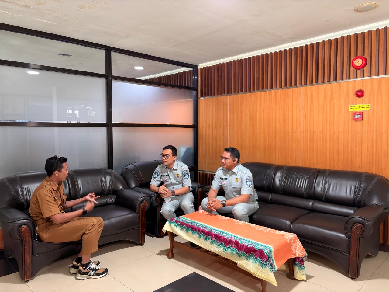 Jasa Raharja Kalsel Perkuat Sinergi Penjaminan dengan RSUD dr. H. Moch. Ansari Saleh