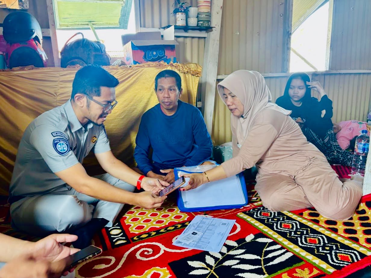 Pastikan Hak Santunan Korban KM Mutiara Sentosa II, Jasa Raharja Sulsel Kunjungi Rumah Duka di Tallo Makassar