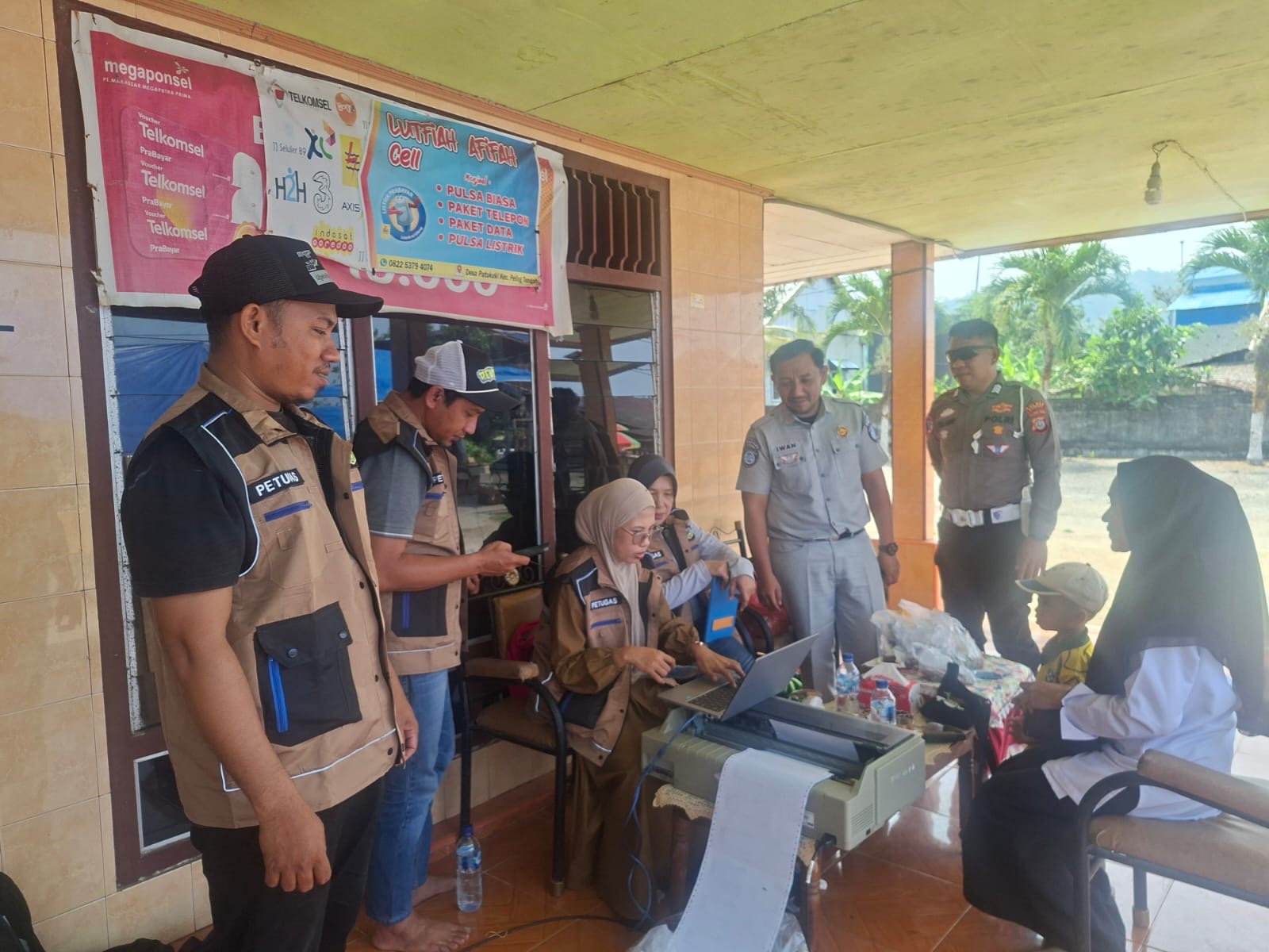 Jasa Raharja Bersama Bapenda dan Kepolisian Hadirkan Layanan Samsat Keliling di Bulagi