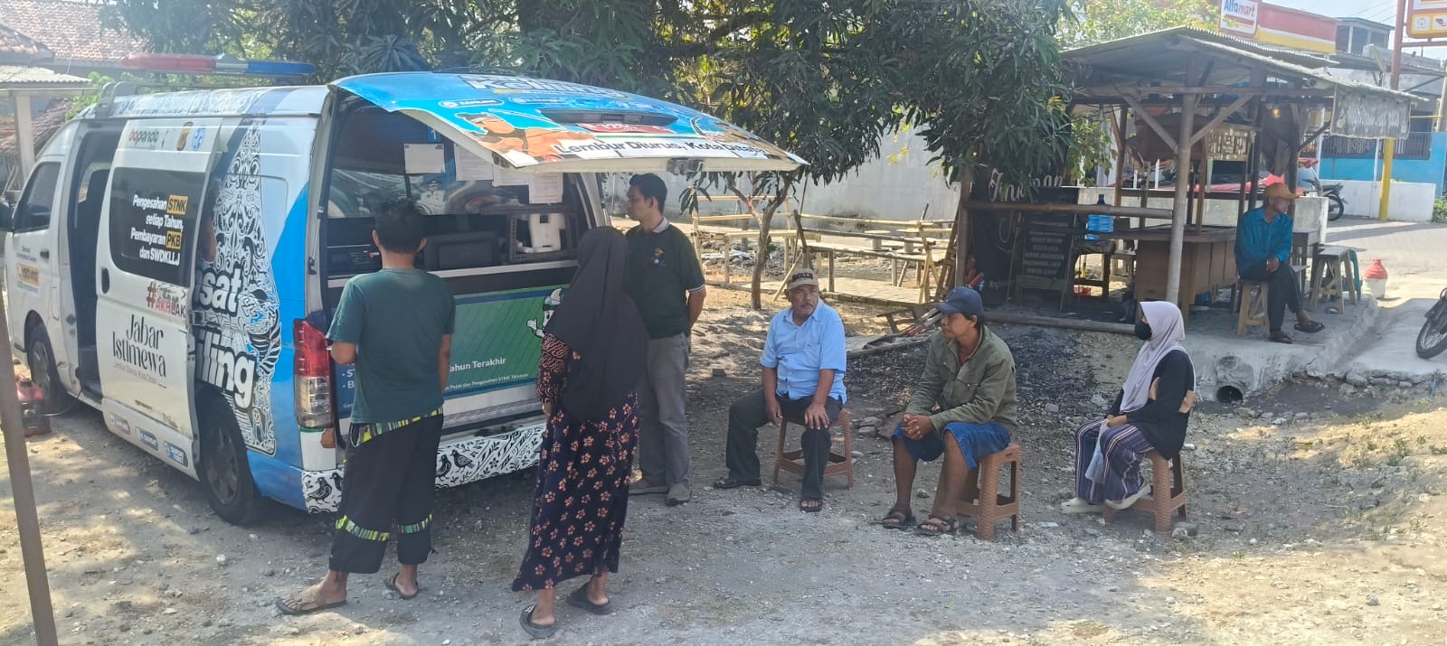 Jasa Raharja Tasikmalaya Bersama P3D Pangandaran Hadirkan Layanan Samsat Keliling di Kecamatan Mangunjaya