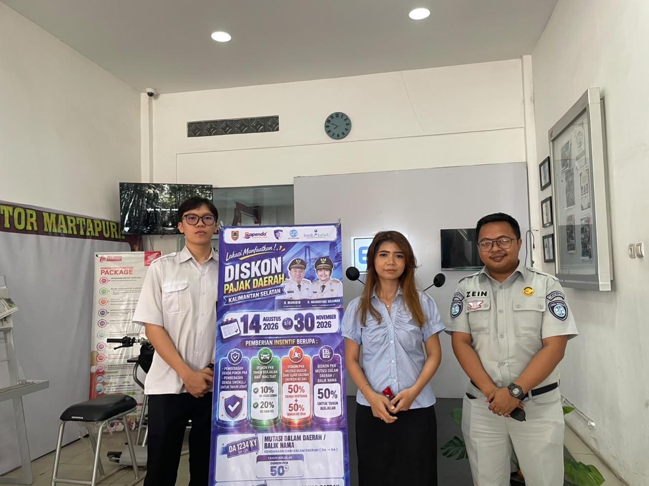 Tim Pembina Samsat Martapura Sebarluaskan Informasi Diskon Pajak di Dealer dan Layanan Publik